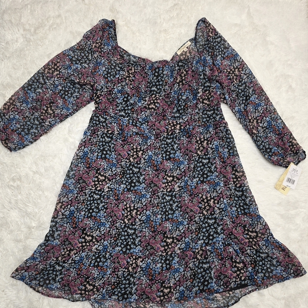 Rewind Floral Dress - Size 3XL. NWT